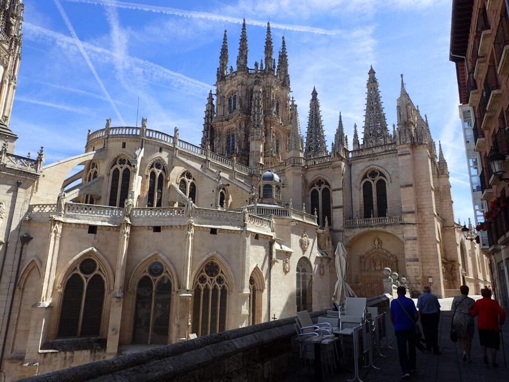 Katedrala v Burgusu z zahodne strani.
